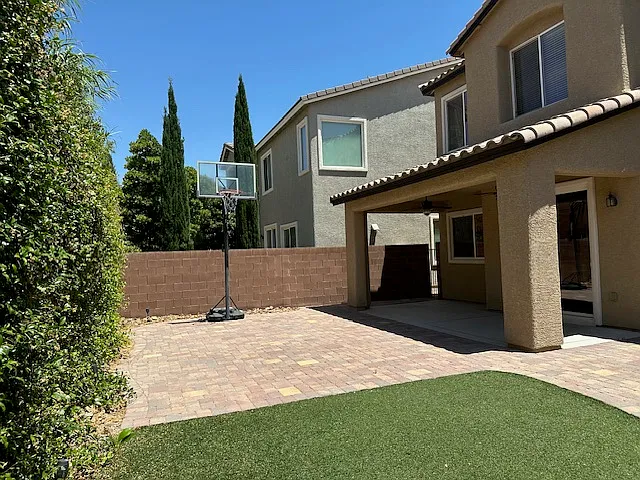 9857 Emerald Twilight St — Photo 25