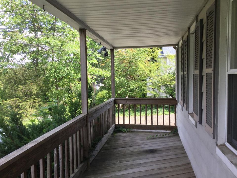 Gorgeous Front Porch