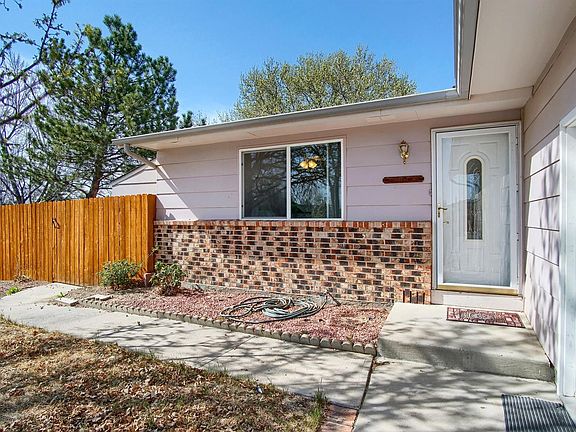 2nd image of 4621 Castor Dr
