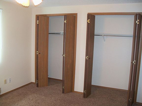 2nd image of 1367 Hardrock Ln