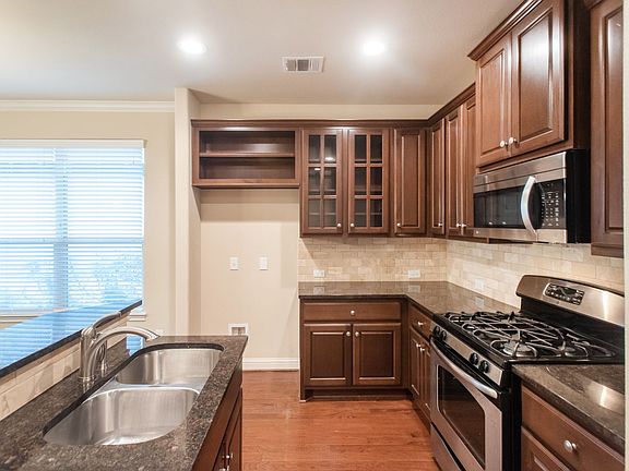 4th image of 6009 Wilcott Ct