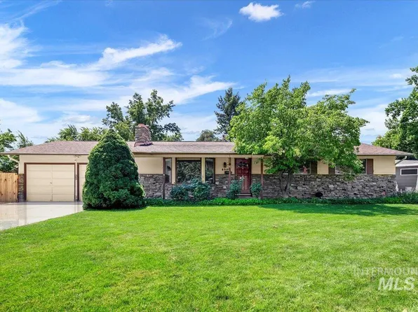 8525 W San Marino Dr, Boise, ID 83704