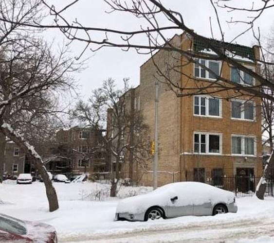 2nd image of 4210 W Gladys Ave