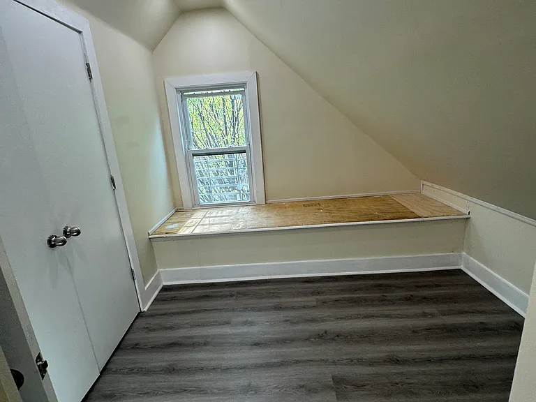 225 N Burgher Ave #2 — Photo 8