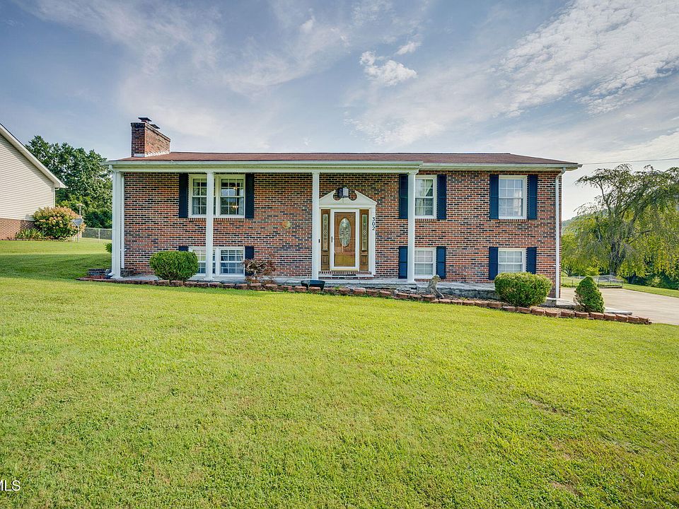 1st image of 302 Carol Hill Dr