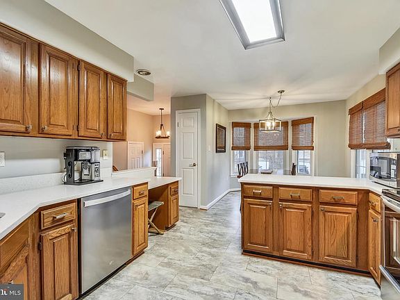 3rd image of 14607 Winterfield Dr