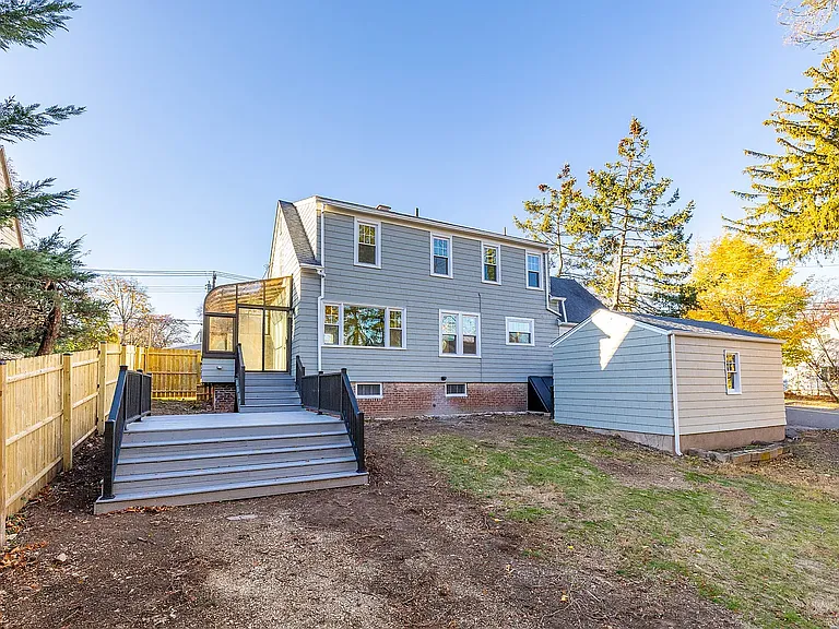 51 Hepburn Rd — Photo 26