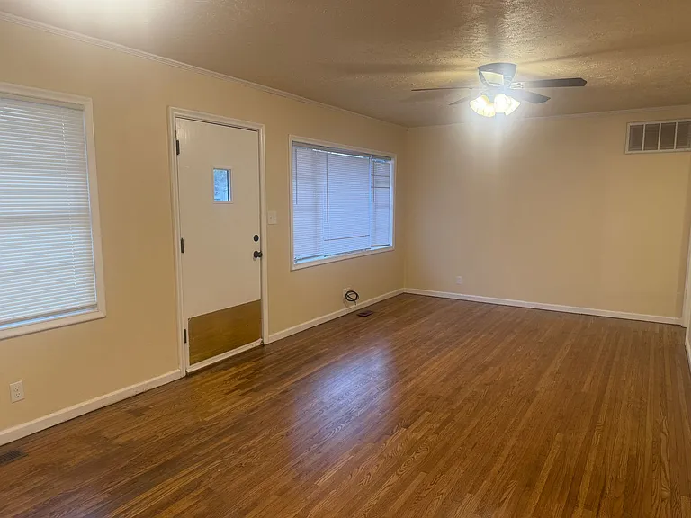 1404 N Kingston Ave — Photo 13