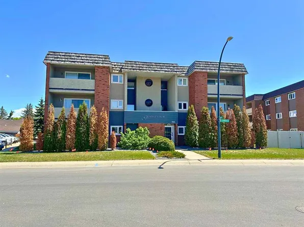 7031 W Gray Dr #102, Red Deer, AB T4P 2B1