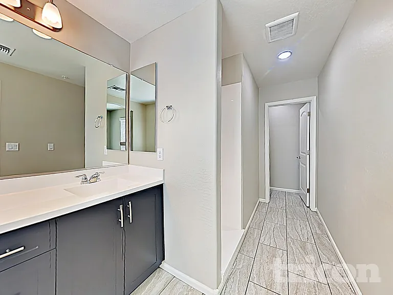 12541 W Hummingbird Ter — Photo 10