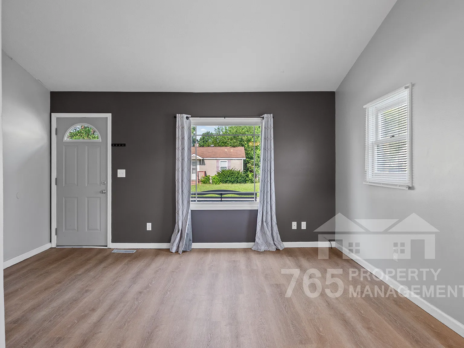 2 bed, 750 sqft, $1,250 — Photo 3