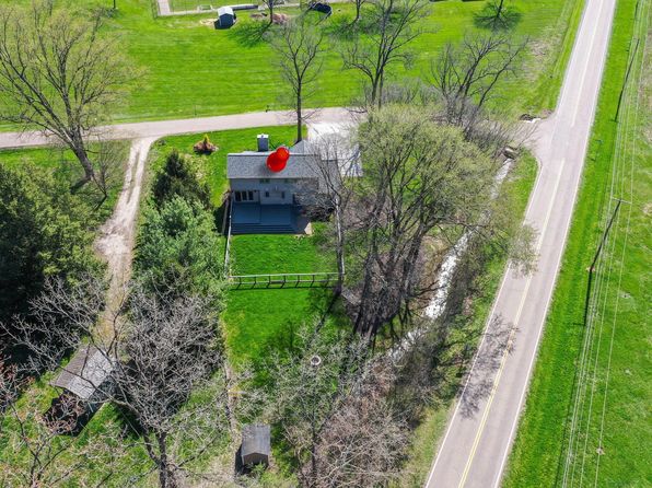 31 Linnell Dr NW, Granville, OH 43023