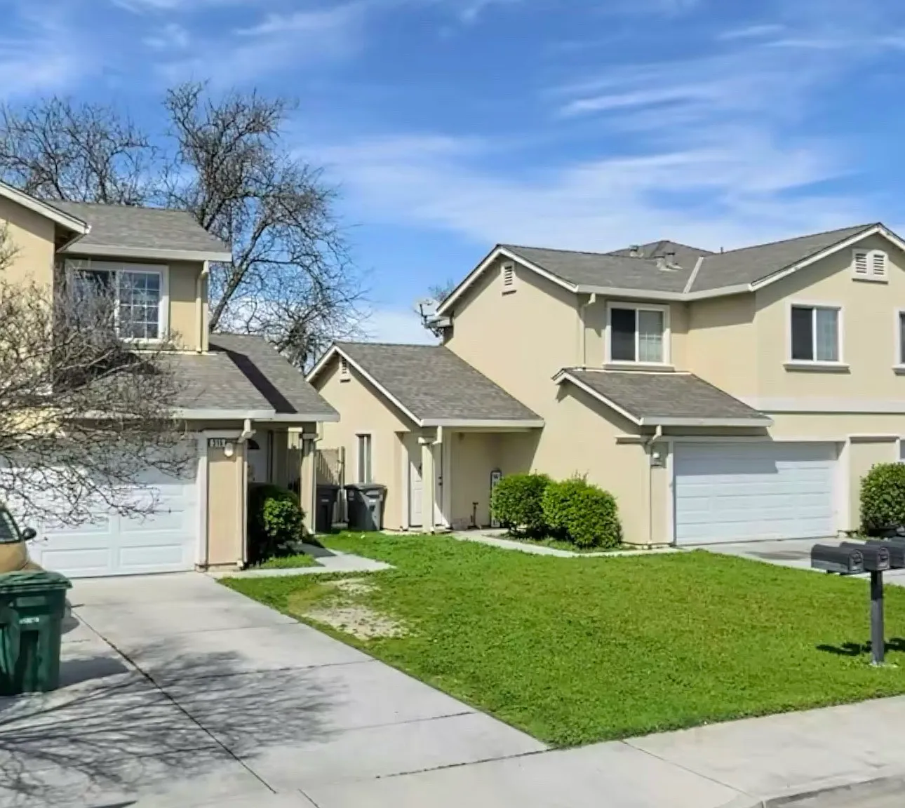 3 bed, 2.5 bath, 1270 sqft, $2,350 — Photo 1