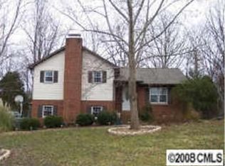 531 Fallwood Dr, Concord, NC 28025