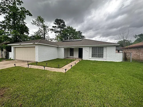 9939 Valley Park Dr Photo 1