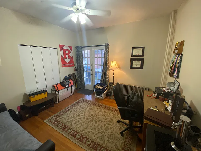186 Green Ln #1F — Photo 2