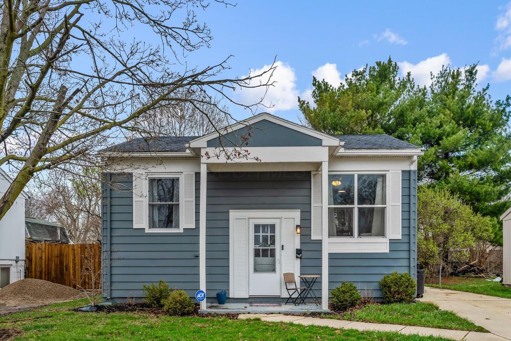 Real estate listing image