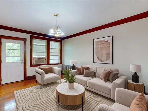 26 Chiswick Rd APT 13, Brighton, MA 02135