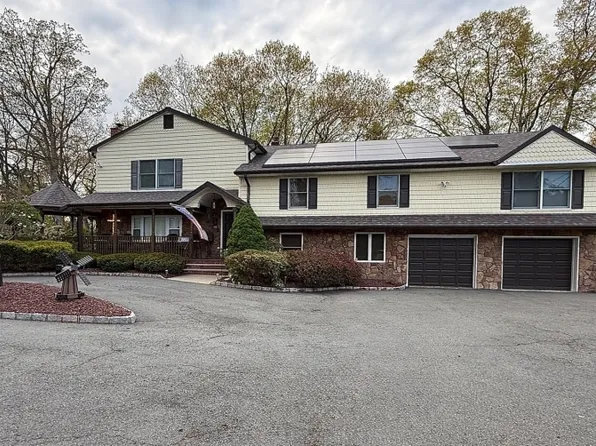 328 Hillside Ave, Livingston Twp., NJ 07039