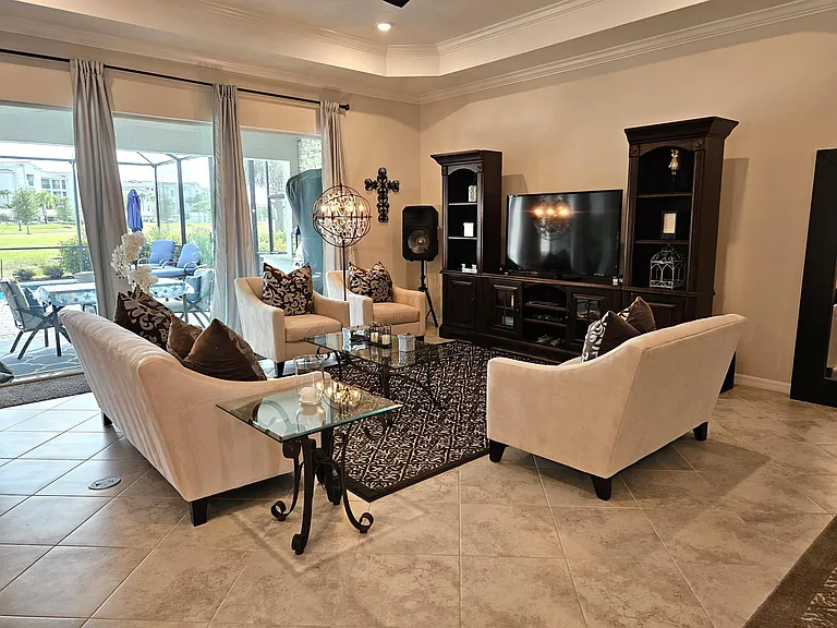 5997 Berwick Ln — Photo 37