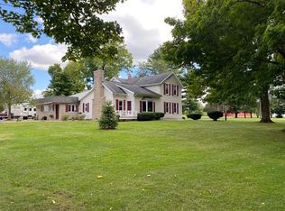 69903 Five Points Rd, Edwardsburg, MI 49112