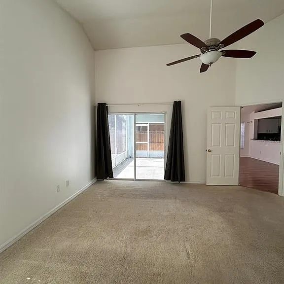 683 Randon Ter — Photo 13