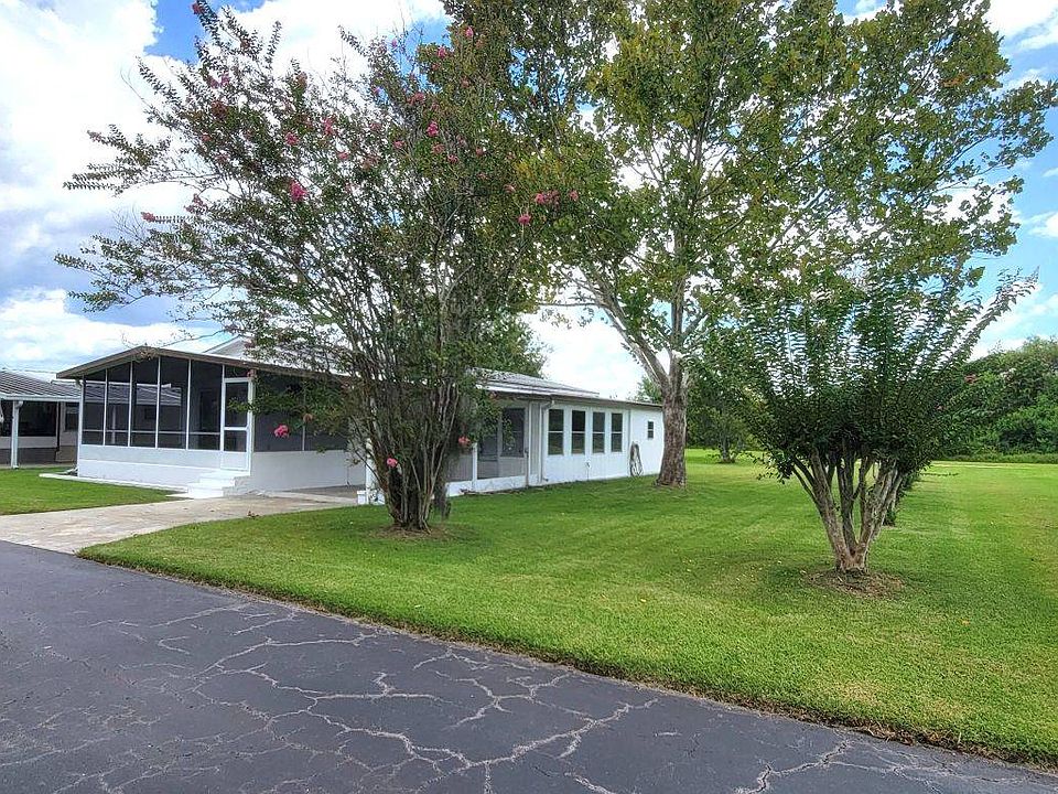 1st image of 134 Baywood Dr