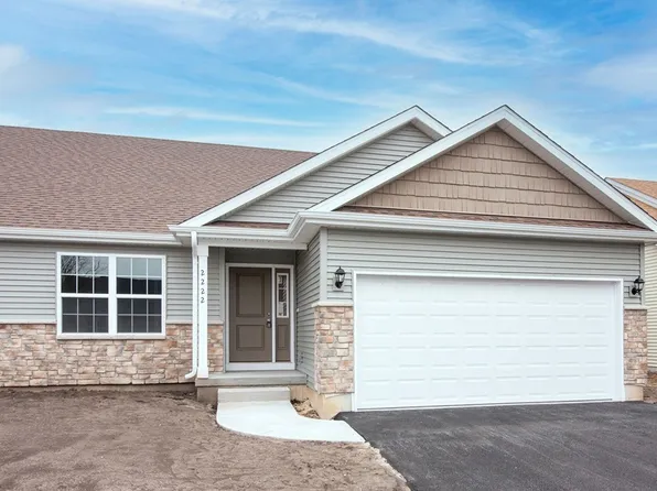 2222 Maggie Ln, Sycamore, IL 60178