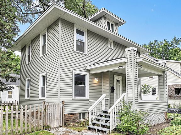 2nd image of 1322 Egleston Ave