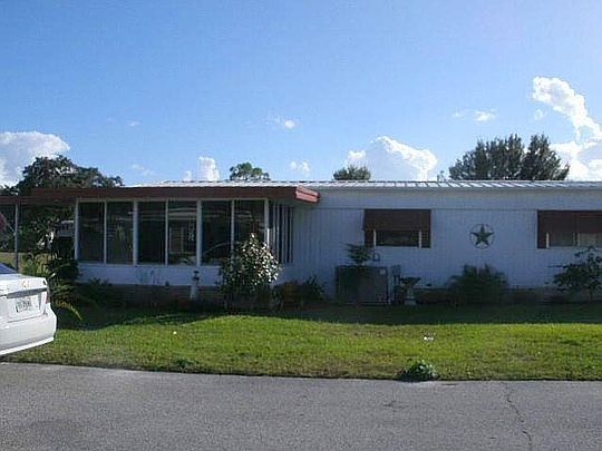 1st image of 158 Lakeview Dr
