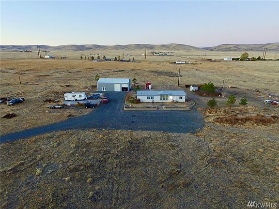 5th image of 12753 Road K NW