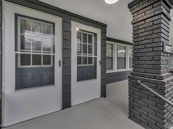 4th image of 1080 E 169th St