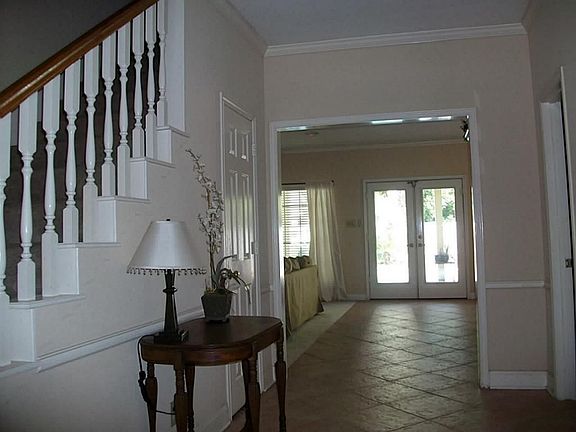 5th image of 2219 Country Creek Way