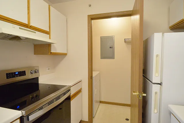 1584 W Crystal Rock Ct #2B — Photo 10