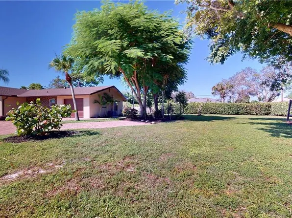 27514 Playa Del Rey LN, BONITA SPRINGS, FL 34135