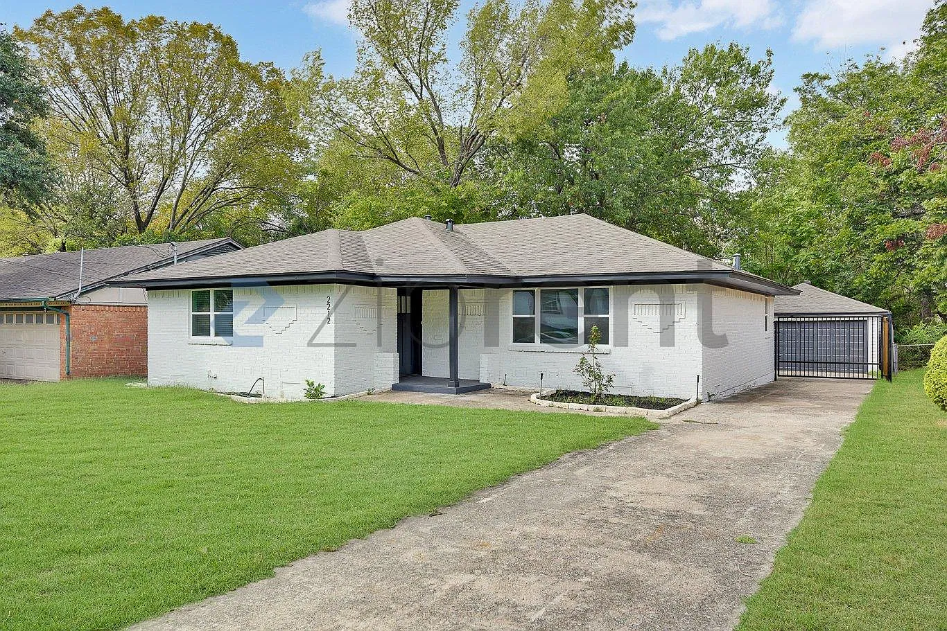 3 bed, 1638 sqft, $2,550 — Photo 1