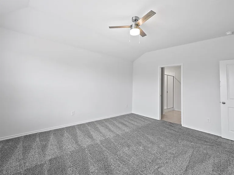 6113 Bracken Dr — Photo 13