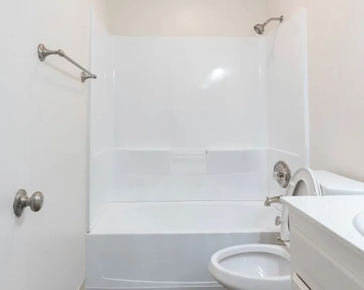 Greentree Apartments — Photo 91