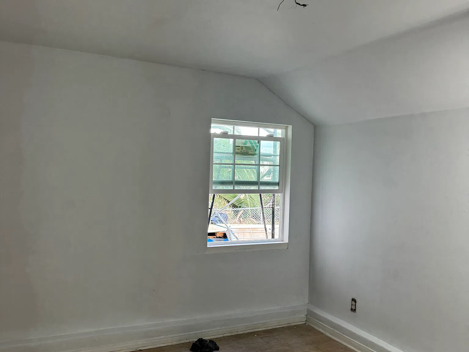 2 bed, 700 sqft, $2,100 — Photo 1