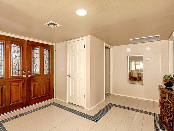 3rd image of 26414 S Greencastle Dr