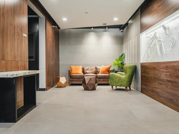 26 Quincy Street image 11 of 13