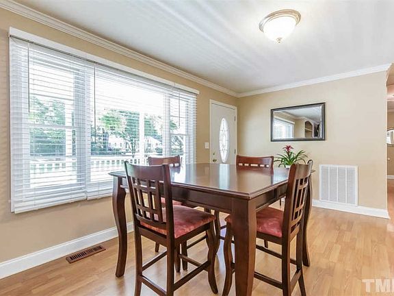 5th image of 523 Greentree Dr