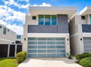 Urb Riviera Ct #40, Bayamon, PR 00959