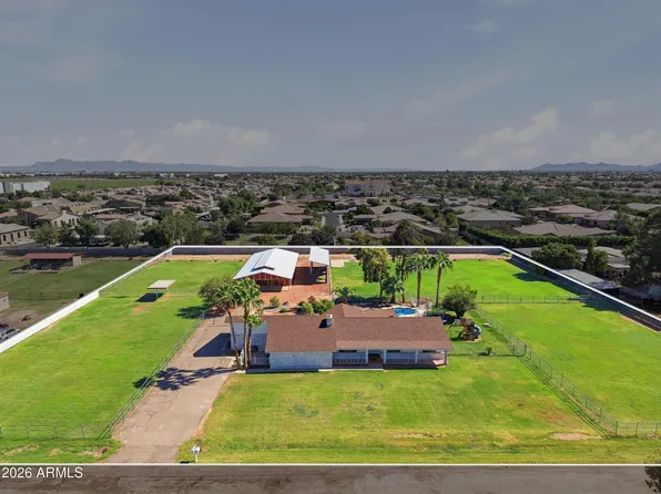 3151 S EAGLE Drive, Chandler, AZ 85286