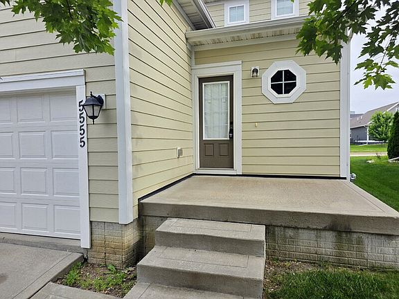 3rd image of 5555 S Prairie View Dr