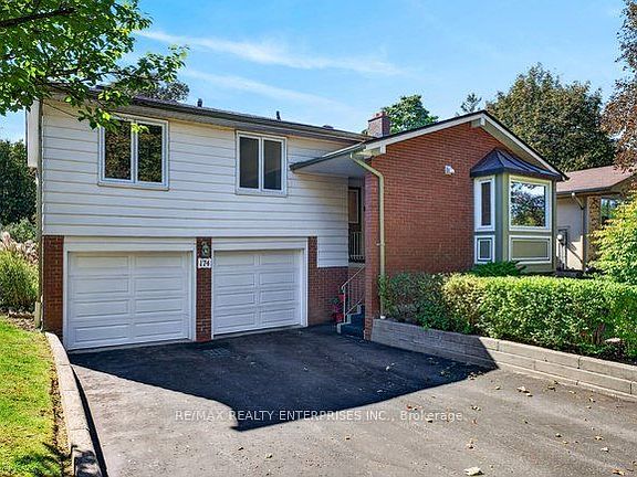 2nd image of 174 Bayview Fairways Dr