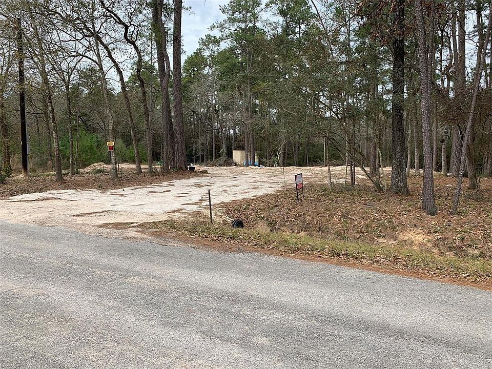 1st image of 24710 Lakeside Dr