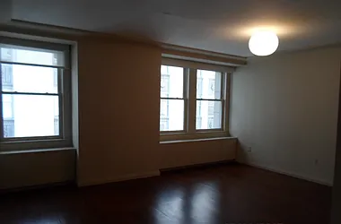 Sold by Manhattan Network Inc.