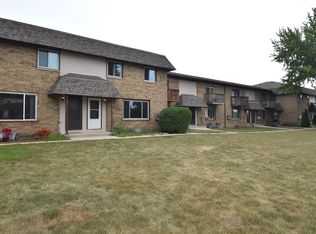 8527-8549 12th Pl, Kenosha, WI 53144