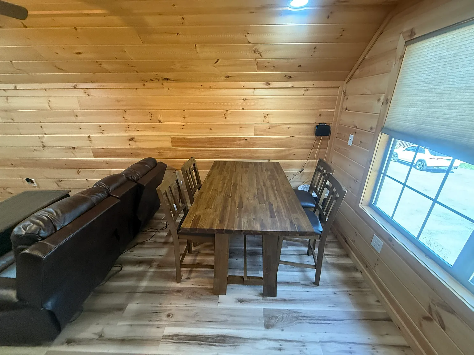 2 bed, 1200 sqft, $3,250 — Photo 1